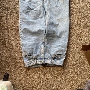 Cute jeans new condition just bad lighting